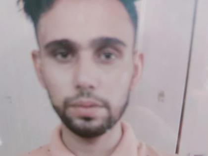 Pak national held in Hyd for illegally entering India to meet wife | Pak national held in Hyd for illegally entering India to meet wife Pak national held in Hyd for illegally entering India to meet wife | Pak national held in Hyd for illegally entering India to meet wife