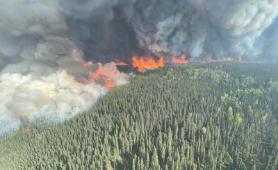 Wildfires continue to spread in Canada | Wildfires continue to spread in Canada