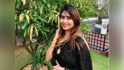 Fearing arrest by police, film personality Ayesha seeks anticipatory bail | Fearing arrest by police, film personality Ayesha seeks anticipatory bail