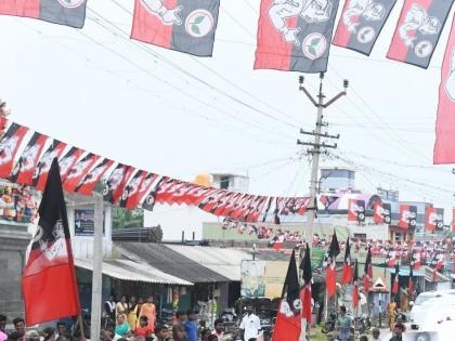 2024 Lok Sabha polls: AIADMK wants to make a strong comeback | 2024 Lok Sabha polls: AIADMK wants to make a strong comeback 2024 Lok Sabha polls: AIADMK wants to make a strong comeback | 2024 Lok Sabha polls: AIADMK wants to make a strong comeback