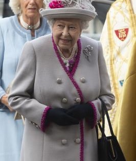 British Queen urges vaccine doubters to think about others | British Queen urges vaccine doubters to think about others