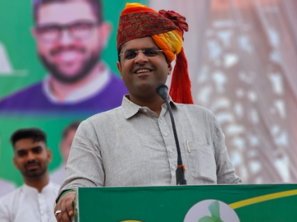 Chautala seeks floor test after Independents withdraw support to Haryana's Saini govt | Chautala seeks floor test after Independents withdraw support to Haryana's Saini govt Chautala seeks floor test after Independents withdraw support to Haryana's Saini govt | Chautala seeks floor test after Independents withdraw support to Haryana's Saini govt