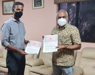Lax checking of vax, RT-PCR negative certificates for Kerala passengers in TN | Lax checking of vax, RT-PCR negative certificates for Kerala passengers in TN Lax checking of vax, RT-PCR negative certificates for Kerala passengers in TN | Lax checking of vax, RT-PCR negative certificates for Kerala passengers in TN