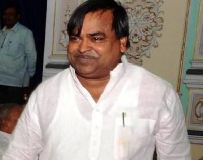 ED raids ex-Minister Prajapati's house, other premises in UP | ED raids ex-Minister Prajapati's house, other premises in UP ED raids ex-Minister Prajapati's house, other premises in UP | ED raids ex-Minister Prajapati's house, other premises in UP