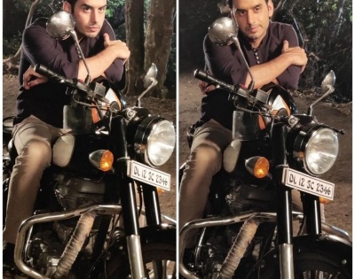 Wheelman: Waseem Mushtaq enjoys biking on shoot of 'Spy Bahu' | Wheelman: Waseem Mushtaq enjoys biking on shoot of 'Spy Bahu'