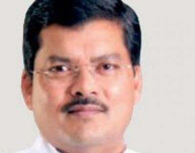 Is Mukul Wasnik getting a bigger role in Congress? | Is Mukul Wasnik getting a bigger role in Congress? Is Mukul Wasnik getting a bigger role in Congress? | Is Mukul Wasnik getting a bigger role in Congress?