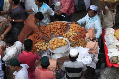 Dhaka restaurants can now sell takeaway iftar items | Dhaka restaurants can now sell takeaway iftar items