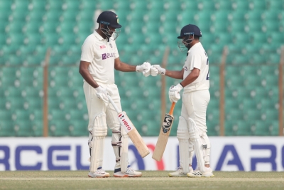IND v BAN, 1st Test: Ashwin, Kuldeep frustrate Bangladesh bowlers with unbeaten 55-run stand after Iyer departs | IND v BAN, 1st Test: Ashwin, Kuldeep frustrate Bangladesh bowlers with unbeaten 55-run stand after Iyer departs