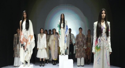 Anamika Khanna opens FDCI x LFW joint fashion week | Anamika Khanna opens FDCI x LFW joint fashion week