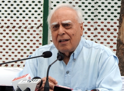 CJI-SCBA president heated exchange: SCBA to convene GBM to consider resolution against Kapil Sibal, NK Kaul | CJI-SCBA president heated exchange: SCBA to convene GBM to consider resolution against Kapil Sibal, NK Kaul