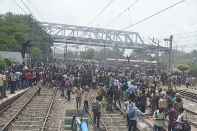 SCR cancels six trains due to Secunderabad violence | SCR cancels six trains due to Secunderabad violence