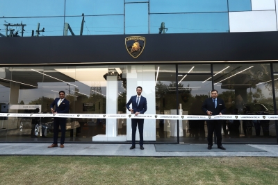 Lamborghini blows lid of alleged Rs 1,000 Cr mutual fund scandal | Lamborghini blows lid of alleged Rs 1,000 Cr mutual fund scandal Lamborghini blows lid of alleged Rs 1,000 Cr mutual fund scandal | Lamborghini blows lid of alleged Rs 1,000 Cr mutual fund scandal