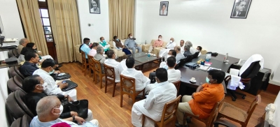 14 oppn leaders meet to devise parliamentary strategy | 14 oppn leaders meet to devise parliamentary strategy
