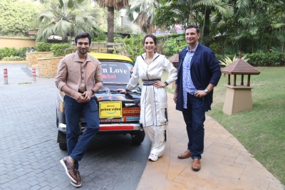 Star cast hits Mumbai streets to promote 'Modern Love Mumbai' | Star cast hits Mumbai streets to promote 'Modern Love Mumbai'