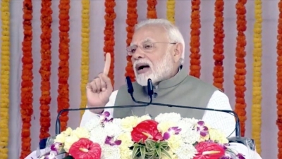 Modi's tweet on quitting social media baffles Tweeple | Modi's tweet on quitting social media baffles Tweeple