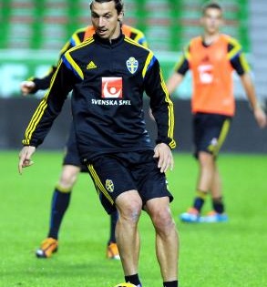 Ibrahimovic trains at Hammarby, sparks speculation on future | Ibrahimovic trains at Hammarby, sparks speculation on future