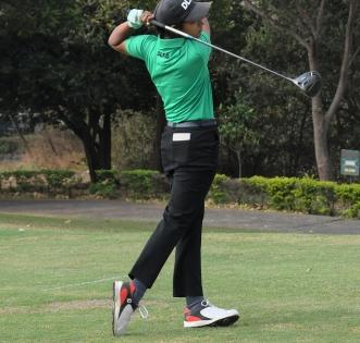 Golfer Hitaashee cards 7-under 65, moves into lead at 6th leg of WPGT | Golfer Hitaashee cards 7-under 65, moves into lead at 6th leg of WPGT