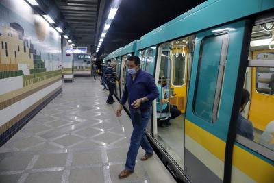 Egypt signs $4bn contract for 1st electric train line | Egypt signs $4bn contract for 1st electric train line