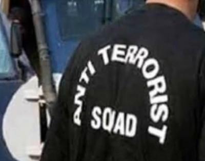 ATS arrests three Bangladeshis in UP | ATS arrests three Bangladeshis in UP ATS arrests three Bangladeshis in UP | ATS arrests three Bangladeshis in UP
