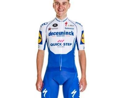 Remco rockets into red in Tour of Spain third stage | Remco rockets into red in Tour of Spain third stage