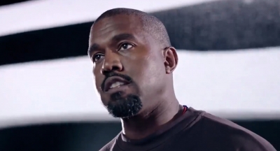 Kanye West drops new EP as Christmas gift to fans | Kanye West drops new EP as Christmas gift to fans Kanye West drops new EP as Christmas gift to fans | Kanye West drops new EP as Christmas gift to fans