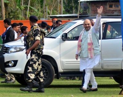 Shah prays at Charminar temple ahead of Hyderabad MC poll campaign | Shah prays at Charminar temple ahead of Hyderabad MC poll campaign