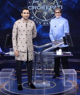 On 'KBC 13', Big B shares what 'Anand' did for him | On 'KBC 13', Big B shares what 'Anand' did for him