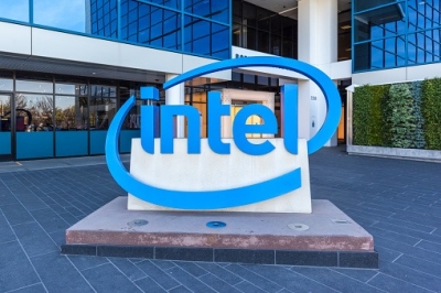 Intel suffers massive decline in consumer chip sales, stock tanks | Intel suffers massive decline in consumer chip sales, stock tanks