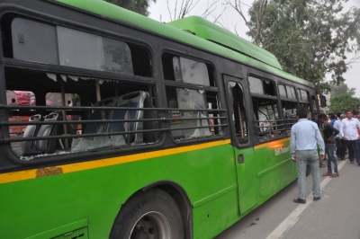 3 injured after DTC bus crashes into subway crossing | 3 injured after DTC bus crashes into subway crossing