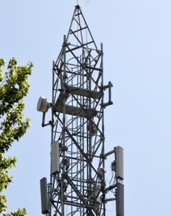 Radiation emitted from mobile towers has no ill effects on human health: Experts | Radiation emitted from mobile towers has no ill effects on human health: Experts