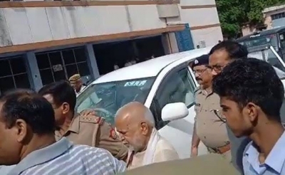 SC agrees to hear plea against Chinmayanand in rape case | SC agrees to hear plea against Chinmayanand in rape case SC agrees to hear plea against Chinmayanand in rape case | SC agrees to hear plea against Chinmayanand in rape case