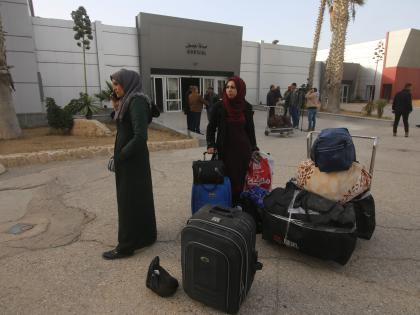Foreigners stranded at Gaza-Egypt border amid escalating conflict | Foreigners stranded at Gaza-Egypt border amid escalating conflict Foreigners stranded at Gaza-Egypt border amid escalating conflict | Foreigners stranded at Gaza-Egypt border amid escalating conflict