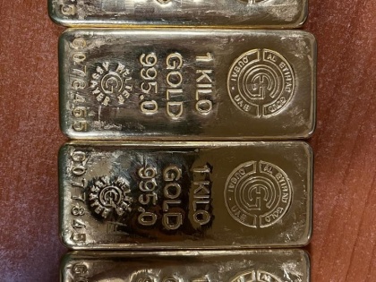 DRI seizes gold valued at Rs 6.2 crore; 4 held | DRI seizes gold valued at Rs 6.2 crore; 4 held