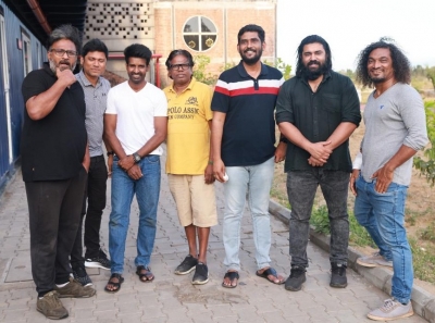 Director Ram's film with Nivin Pauly titled 'Yezhu Kadal Yezhu Malai' | Director Ram's film with Nivin Pauly titled 'Yezhu Kadal Yezhu Malai'