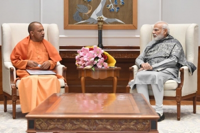 Yogi, PM meet in Delhi, discuss UP Global Investor Summit | Yogi, PM meet in Delhi, discuss UP Global Investor Summit