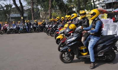 Ride-sharing platforms’ entry in food delivery poses early jitters to Zomato, Swiggy | Ride-sharing platforms’ entry in food delivery poses early jitters to Zomato, Swiggy Ride-sharing platforms’ entry in food delivery poses early jitters to Zomato, Swiggy | Ride-sharing platforms’ entry in food delivery poses early jitters to Zomato, Swiggy