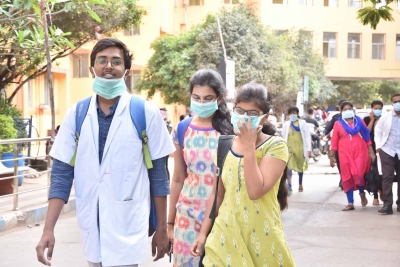 Indian tech firms scramble to shield workers against new virus | Indian tech firms scramble to shield workers against new virus Indian tech firms scramble to shield workers against new virus | Indian tech firms scramble to shield workers against new virus
