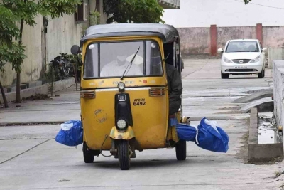 Cabs, autos, trucks go off roads in Hyderabad | Cabs, autos, trucks go off roads in Hyderabad