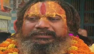 Paramhans threatens 'jal samadhi' over Hindu Rashtra | Paramhans threatens 'jal samadhi' over Hindu Rashtra