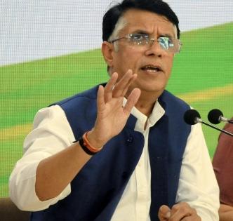Cong dubs searches at journalists' residences as 'distraction tactics' by govt after Bihar caste survey report | Cong dubs searches at journalists' residences as 'distraction tactics' by govt after Bihar caste survey report Cong dubs searches at journalists' residences as 'distraction tactics' by govt after Bihar caste survey report | Cong dubs searches at journalists' residences as 'distraction tactics' by govt after Bihar caste survey report
