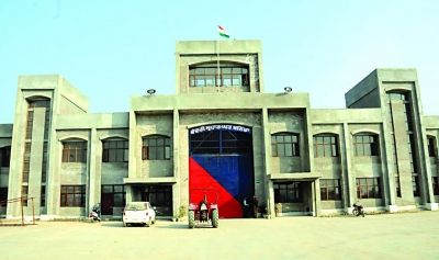 After gangster Bishnoi's TV interviews, another viral video exposes lax security in Punjab's high-security jails | After gangster Bishnoi's TV interviews, another viral video exposes lax security in Punjab's high-security jails After gangster Bishnoi's TV interviews, another viral video exposes lax security in Punjab's high-security jails | After gangster Bishnoi's TV interviews, another viral video exposes lax security in Punjab's high-security jails