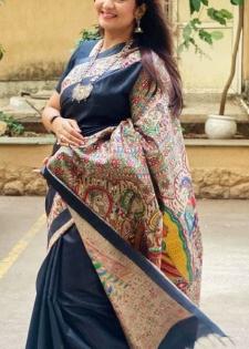 Juhi Parmar makes OTT debut with new season of 'Yeh Meri Family' | Juhi Parmar makes OTT debut with new season of 'Yeh Meri Family'