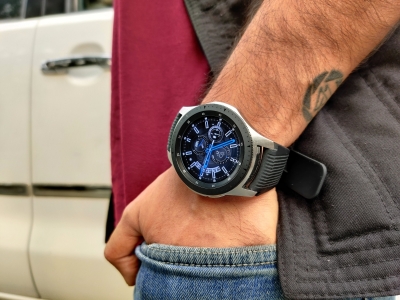 Galaxy Watch 4 update adds new watchfaces, better heart rate tracking | Galaxy Watch 4 update adds new watchfaces, better heart rate tracking