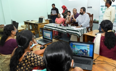 IT training begins for 88,000 Kerala primary school teachers | IT training begins for 88,000 Kerala primary school teachers