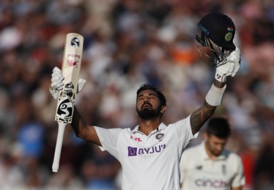 Lord's Test: Teammates applaud KL Rahul on return to dressing room | Lord's Test: Teammates applaud KL Rahul on return to dressing room