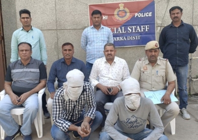 Basketball player, friend held for chain snatching in Delhi | Basketball player, friend held for chain snatching in Delhi Basketball player, friend held for chain snatching in Delhi | Basketball player, friend held for chain snatching in Delhi