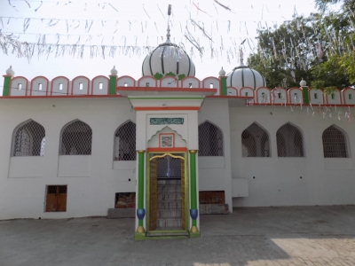 10 mosques, Dargaahs surrounding Ram Janmabhoomi echo harmony | 10 mosques, Dargaahs surrounding Ram Janmabhoomi echo harmony