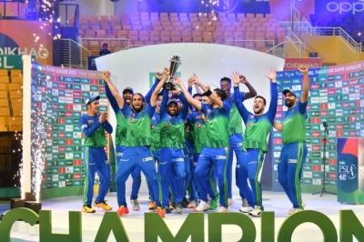 Maqsood, Rossouw guide Multan Sultans to PSL-6 title | Maqsood, Rossouw guide Multan Sultans to PSL-6 title