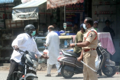 Hyderabad man booked for spitting in public | Hyderabad man booked for spitting in public