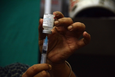 2-year-old girl gets Covaxin trial jab in UP | 2-year-old girl gets Covaxin trial jab in UP